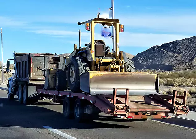 Why Choose Houston Heavy Hauling Over Other Heavy Equipment Shipping Companies?